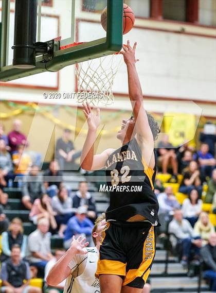 Thumbnail 2 in San Ramon Valley vs. Alameda (CIF NCS D2 Semifinal) photogallery.