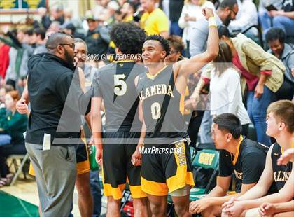Thumbnail 1 in San Ramon Valley vs. Alameda (CIF NCS D2 Semifinal) photogallery.