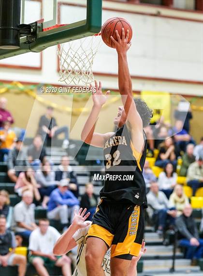 Thumbnail 1 in San Ramon Valley vs. Alameda (CIF NCS D2 Semifinal) photogallery.