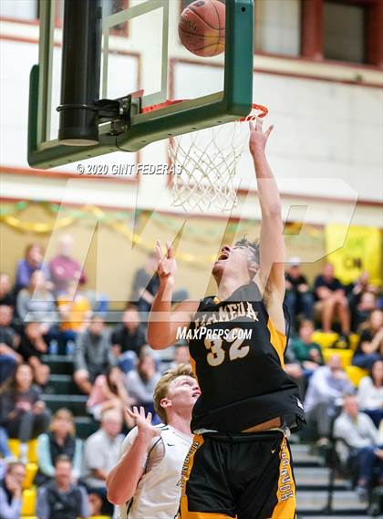 Thumbnail 3 in San Ramon Valley vs. Alameda (CIF NCS D2 Semifinal) photogallery.