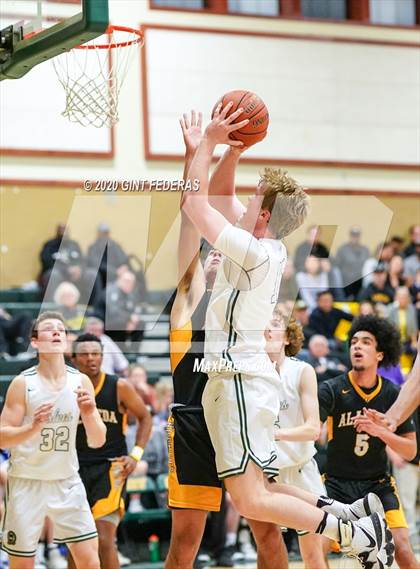 Thumbnail 2 in San Ramon Valley vs. Alameda (CIF NCS D2 Semifinal) photogallery.