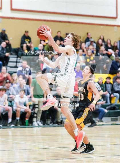Thumbnail 1 in San Ramon Valley vs. Alameda (CIF NCS D2 Semifinal) photogallery.