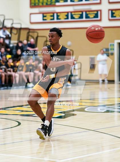 Thumbnail 3 in San Ramon Valley vs. Alameda (CIF NCS D2 Semifinal) photogallery.