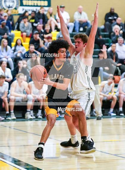 Thumbnail 3 in San Ramon Valley vs. Alameda (CIF NCS D2 Semifinal) photogallery.