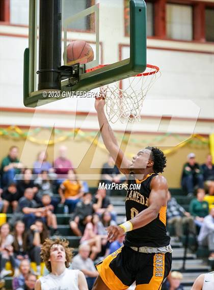 Thumbnail 2 in San Ramon Valley vs. Alameda (CIF NCS D2 Semifinal) photogallery.