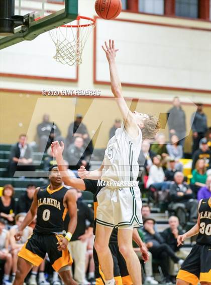 Thumbnail 2 in San Ramon Valley vs. Alameda (CIF NCS D2 Semifinal) photogallery.