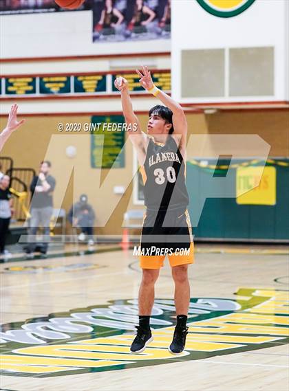 Thumbnail 1 in San Ramon Valley vs. Alameda (CIF NCS D2 Semifinal) photogallery.