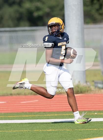 Thumbnail 1 in FR: Cypress Ranch vs New Caney (B teams) photogallery.