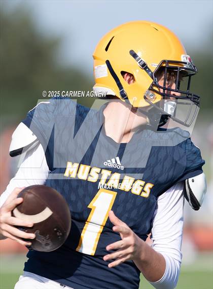 Thumbnail 2 in FR: Cypress Ranch vs New Caney (B teams) photogallery.