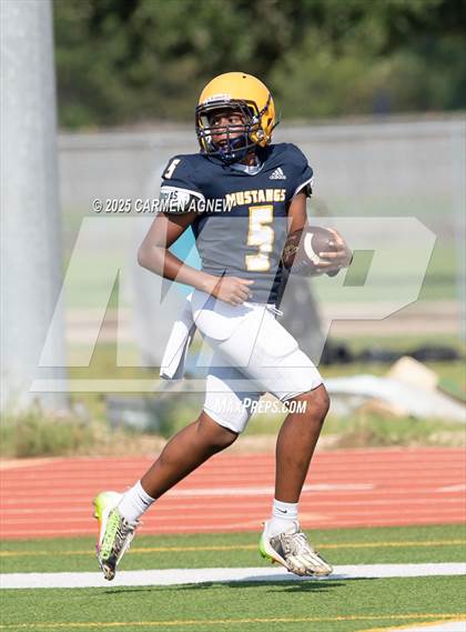 Thumbnail 2 in FR: Cypress Ranch vs New Caney (B teams) photogallery.