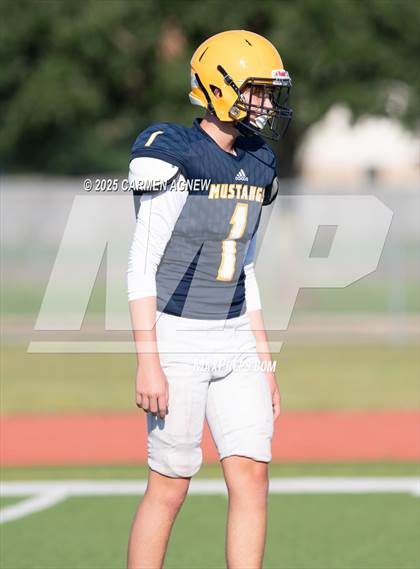 Thumbnail 2 in FR: Cypress Ranch vs New Caney (B teams) photogallery.