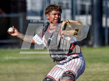 Thumbnail 1 in Fillmore vs. Colton (CIF SS DIV 8 Semi Final) photogallery.