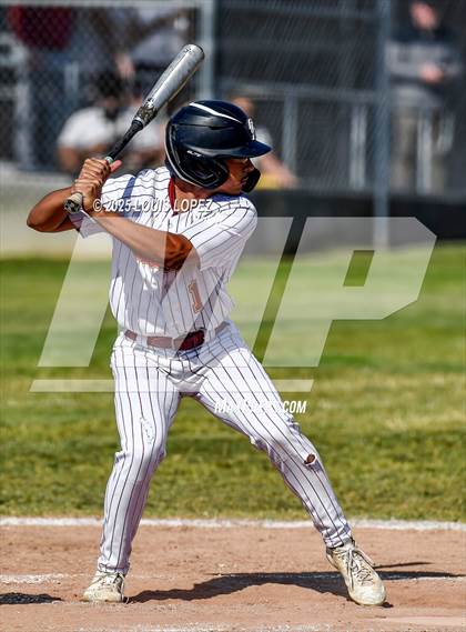 Thumbnail 3 in Fillmore vs. Colton (CIF SS DIV 8 Semi Final) photogallery.