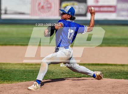 Thumbnail 3 in Fillmore vs. Colton (CIF SS DIV 8 Semi Final) photogallery.
