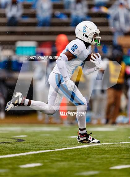 Thumbnail 3 in South Pointe vs South Florence (SCHSL 4A Final) photogallery.