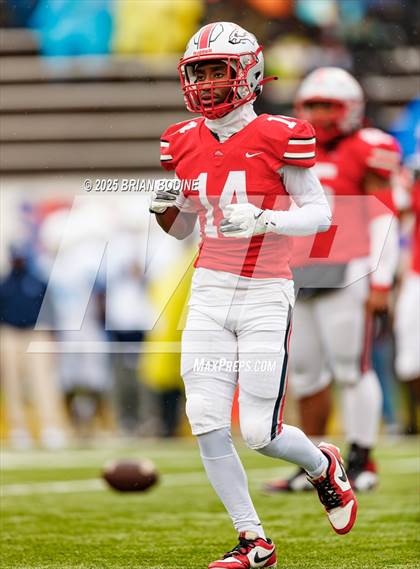 Thumbnail 2 in South Pointe vs South Florence (SCHSL 4A Final) photogallery.