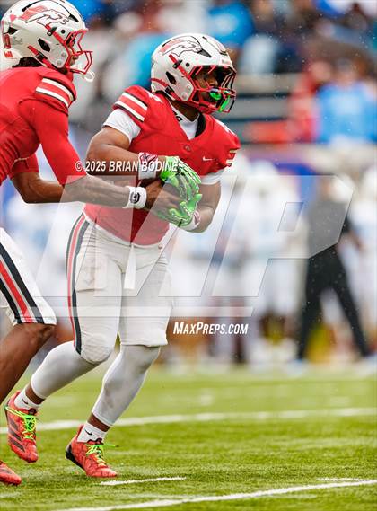 Thumbnail 1 in South Pointe vs South Florence (SCHSL 4A Final) photogallery.