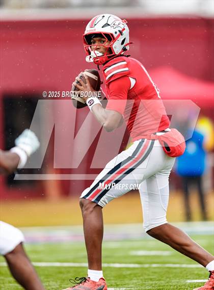 Thumbnail 3 in South Pointe vs South Florence (SCHSL 4A Final) photogallery.