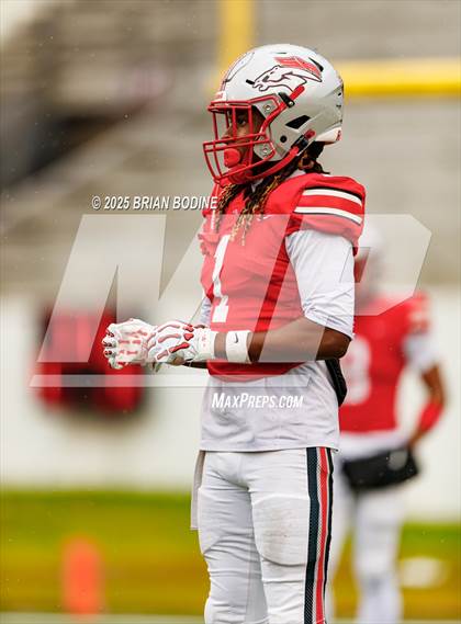 Thumbnail 2 in South Pointe vs South Florence (SCHSL 4A Final) photogallery.