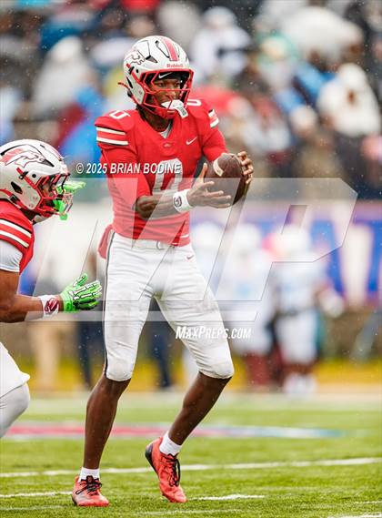 Thumbnail 3 in South Pointe vs South Florence (SCHSL 4A Final) photogallery.