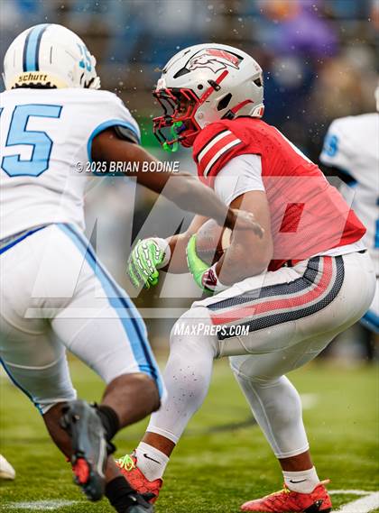 Thumbnail 3 in South Pointe vs South Florence (SCHSL 4A Final) photogallery.