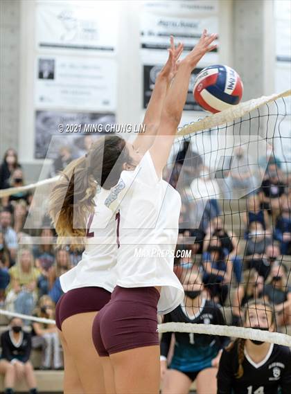 Thumbnail 3 in Laguna Beach @ Aliso Niguel photogallery.