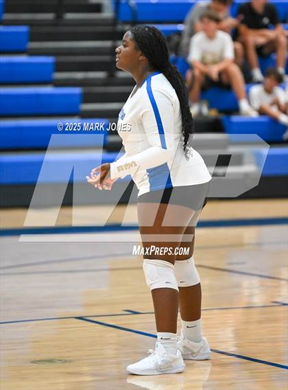 Thumbnail 2 in Phoenix Country Day vs. Fountain Hills photogallery.