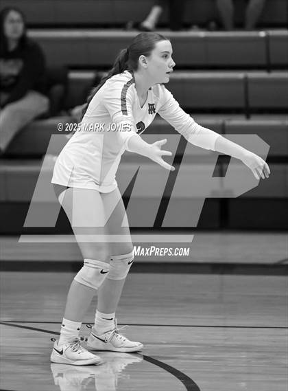 Thumbnail 3 in Phoenix Country Day vs. Fountain Hills photogallery.