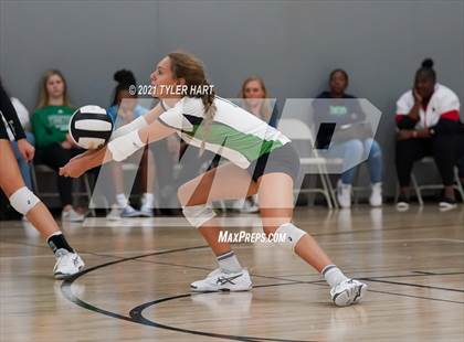 Thumbnail 3 in Yorktown Vs Castle (Bulldog Challenge) photogallery.