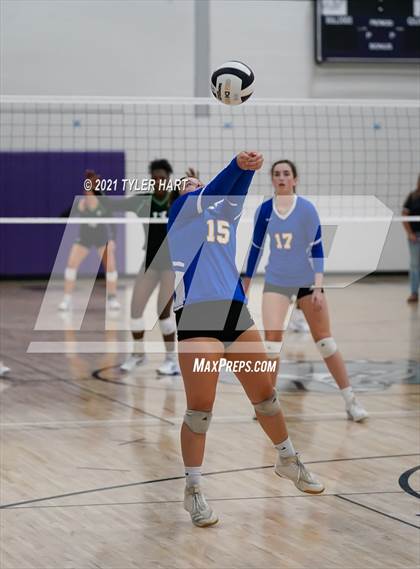 Thumbnail 1 in Yorktown Vs Castle (Bulldog Challenge) photogallery.