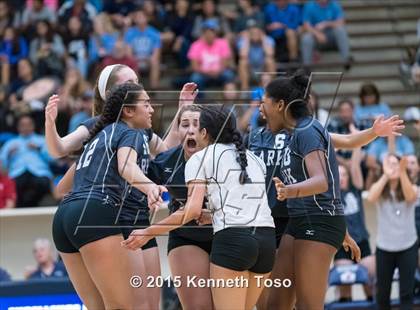 Thumbnail 3 in Johnson vs. Clark (UIL 6A Area Final) photogallery.