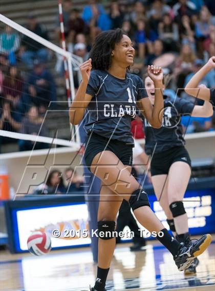 Thumbnail 2 in Johnson vs. Clark (UIL 6A Area Final) photogallery.