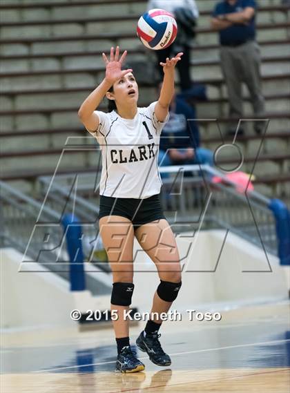 Thumbnail 3 in Johnson vs. Clark (UIL 6A Area Final) photogallery.