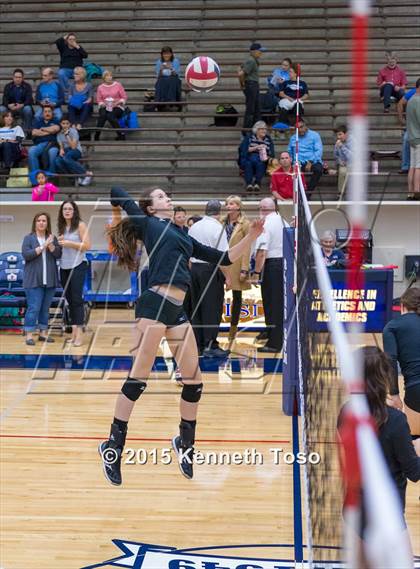 Thumbnail 2 in Johnson vs. Clark (UIL 6A Area Final) photogallery.