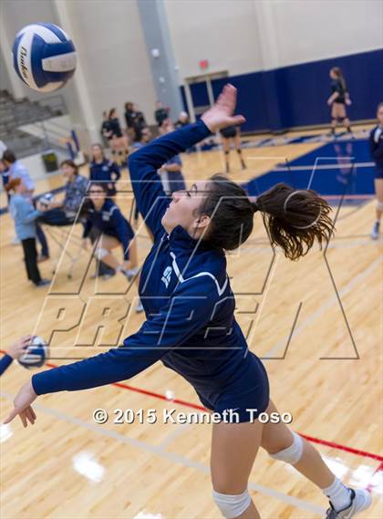 Thumbnail 3 in Johnson vs. Clark (UIL 6A Area Final) photogallery.