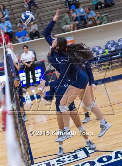 Thumbnail 2 in Johnson vs. Clark (UIL 6A Area Final) photogallery.