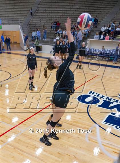 Thumbnail 3 in Johnson vs. Clark (UIL 6A Area Final) photogallery.
