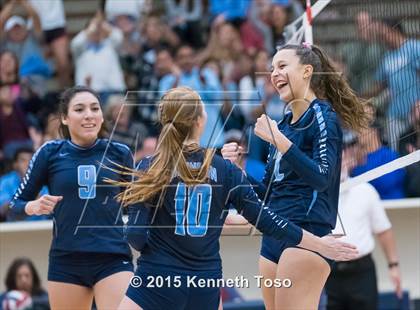Thumbnail 1 in Johnson vs. Clark (UIL 6A Area Final) photogallery.