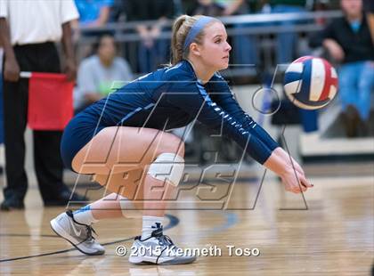 Thumbnail 1 in Johnson vs. Clark (UIL 6A Area Final) photogallery.
