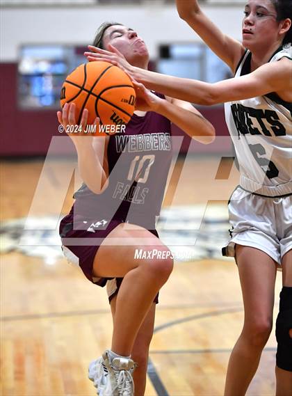 Thumbnail 2 in Webbers Falls vs Cave Springs (Arkansas River Shootout) photogallery.