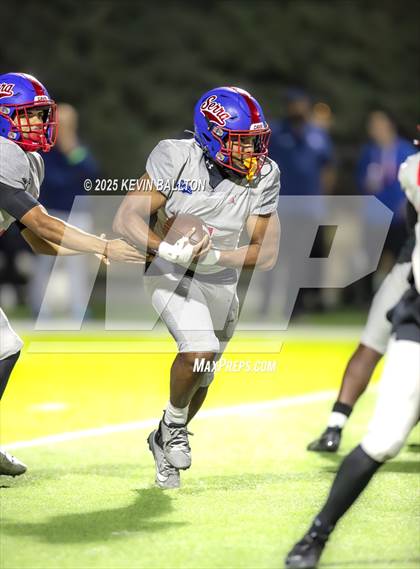 Thumbnail 2 in Serra @ Sierra Canyon photogallery.