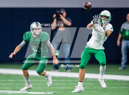 Thumbnail 1 in Lake Dallas vs. Reedy (UIL 5A DII Bi-District Playoff) photogallery.