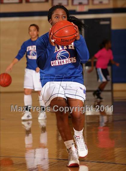 Thumbnail 1 in Faith Baptist vs. Chadwick (CIF SS Playoffs) photogallery.