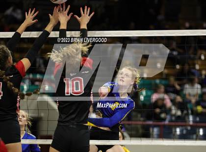 Thumbnail 2 in Simla vs. Otis (CHSAA 1A Round 2) photogallery.