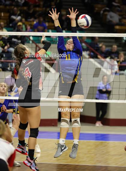 Thumbnail 3 in Simla vs. Otis (CHSAA 1A Round 2) photogallery.