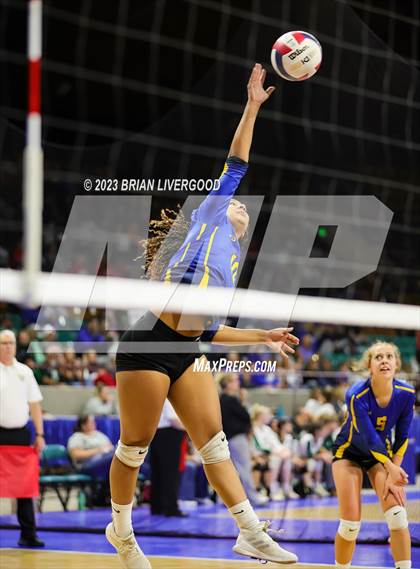 Thumbnail 2 in Simla vs. Otis (CHSAA 1A Round 2) photogallery.
