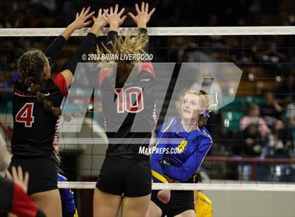 Thumbnail 3 in Simla vs. Otis (CHSAA 1A Round 2) photogallery.