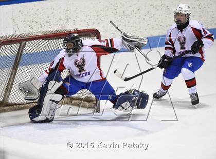 Thumbnail 2 in Shepaug/Litchfield/Nonnewaug vs. E.O. Smith/Tolland (CIAC D3 Semifinal) photogallery.