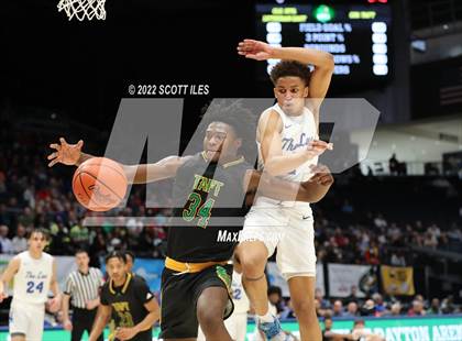 Thumbnail 1 in Taft vs. Lutheran East (OHSAA D3 Semifinal) photogallery.