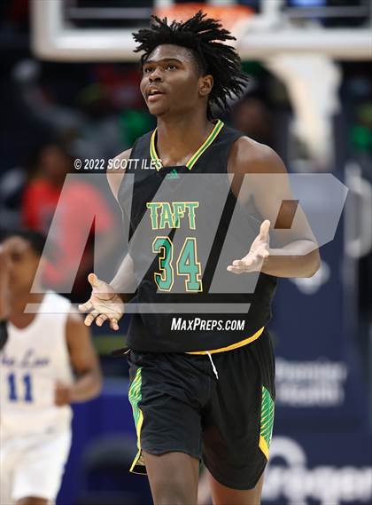 Thumbnail 3 in Taft vs. Lutheran East (OHSAA D3 Semifinal) photogallery.